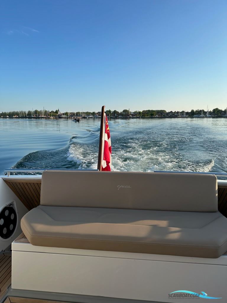 Epoca Coupé [Nimbus]